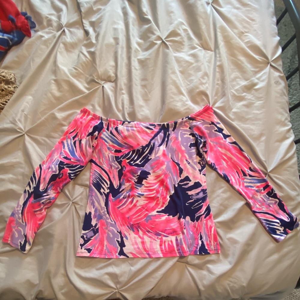 Off the shoulder long sleeve